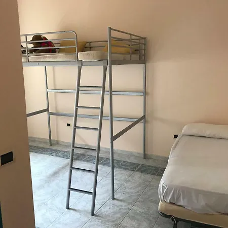 Casa A Pochi Km Da Gallipoli アレーツィオ